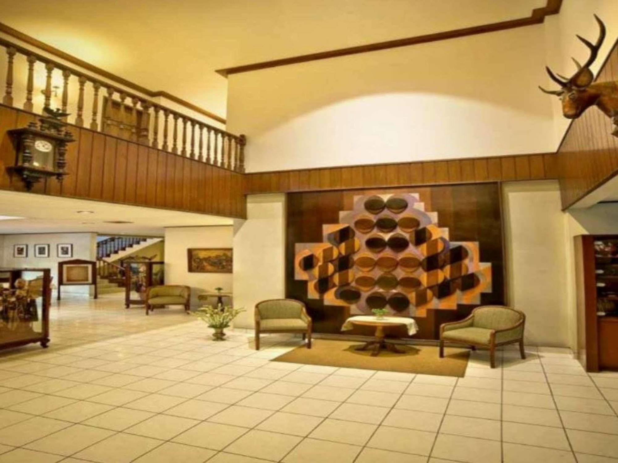 Paniisan Hotel Bandung Exterior photo